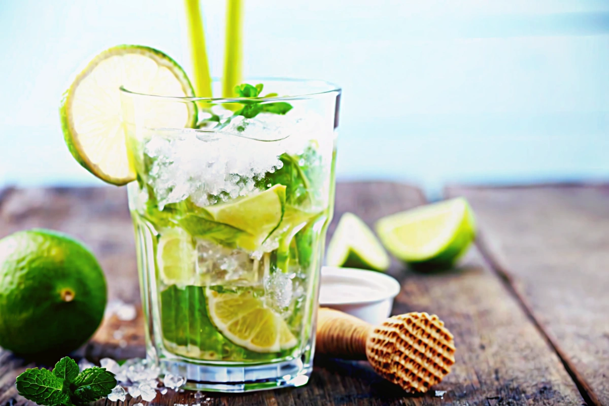 Une Caipirinha prête à être savourée