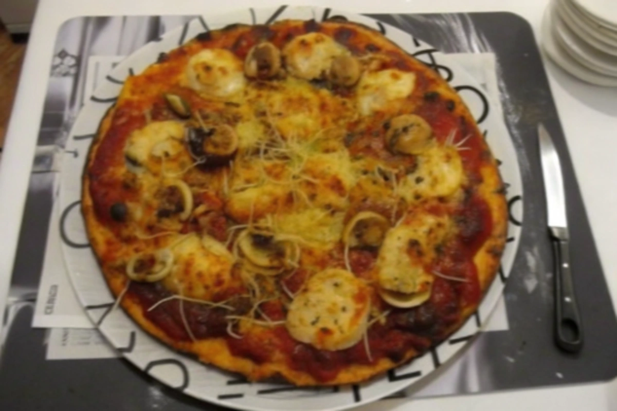 Ingrédients frais pour la pizza au miel