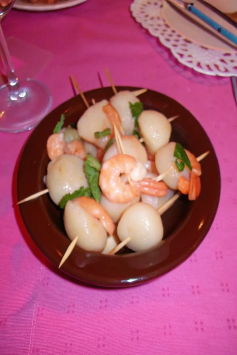 Amuse-gueules litchi crevette : Recette exotique & facile pour épater vos invités ! 🍤✨