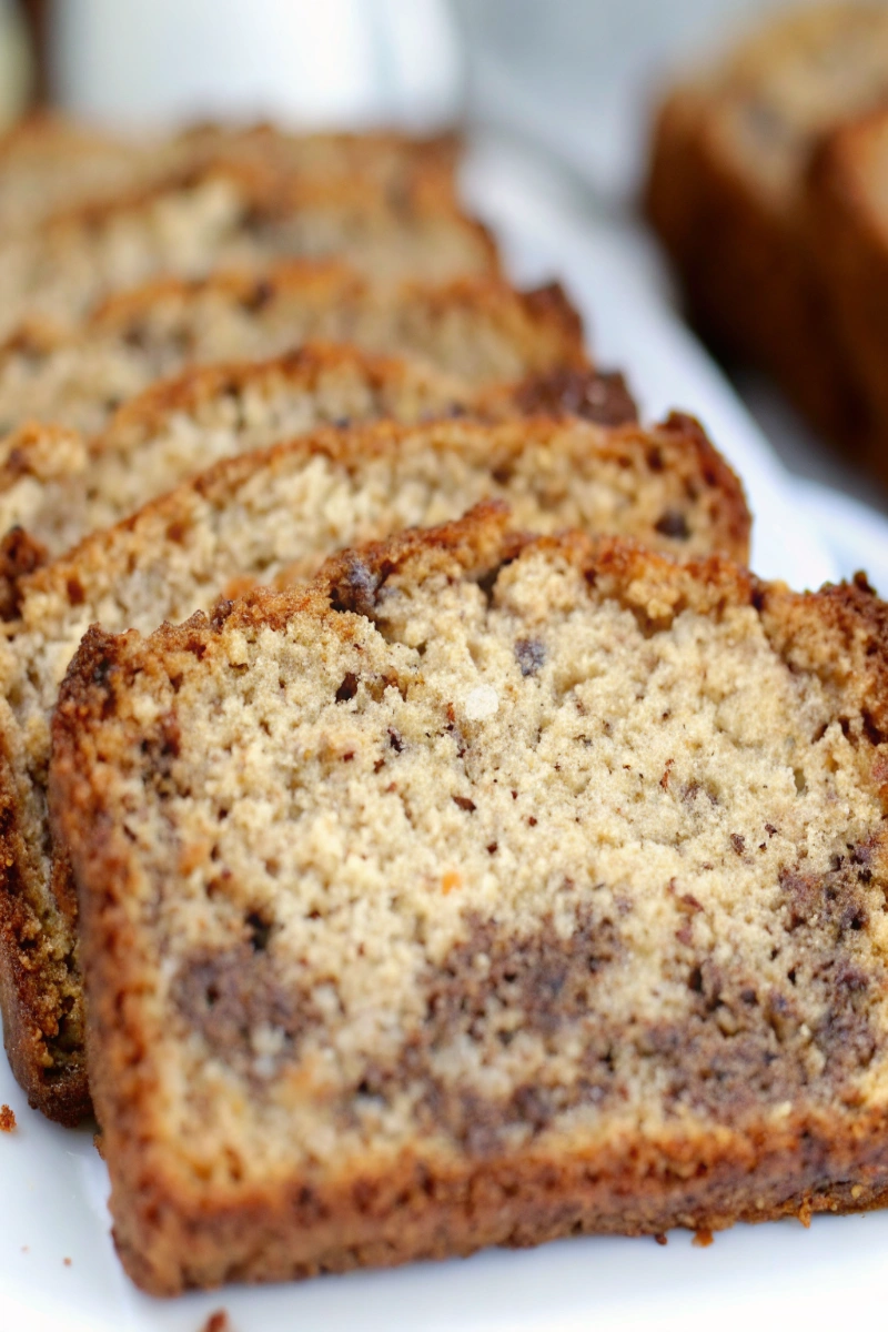 CAKE DU PETIT-DÉJEUNER BANANE-CHOCOLAT : La Recette Parfaite pour un Matin Ensoleillé