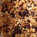 Céréales du petit-déjeuner crumble et fruits secs