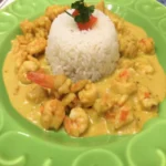 Crevettes au curry et lait de coco