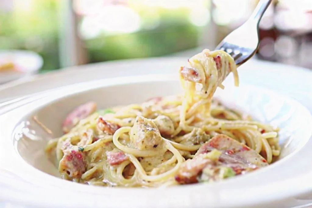 Pâtes aux poireaux et lardons