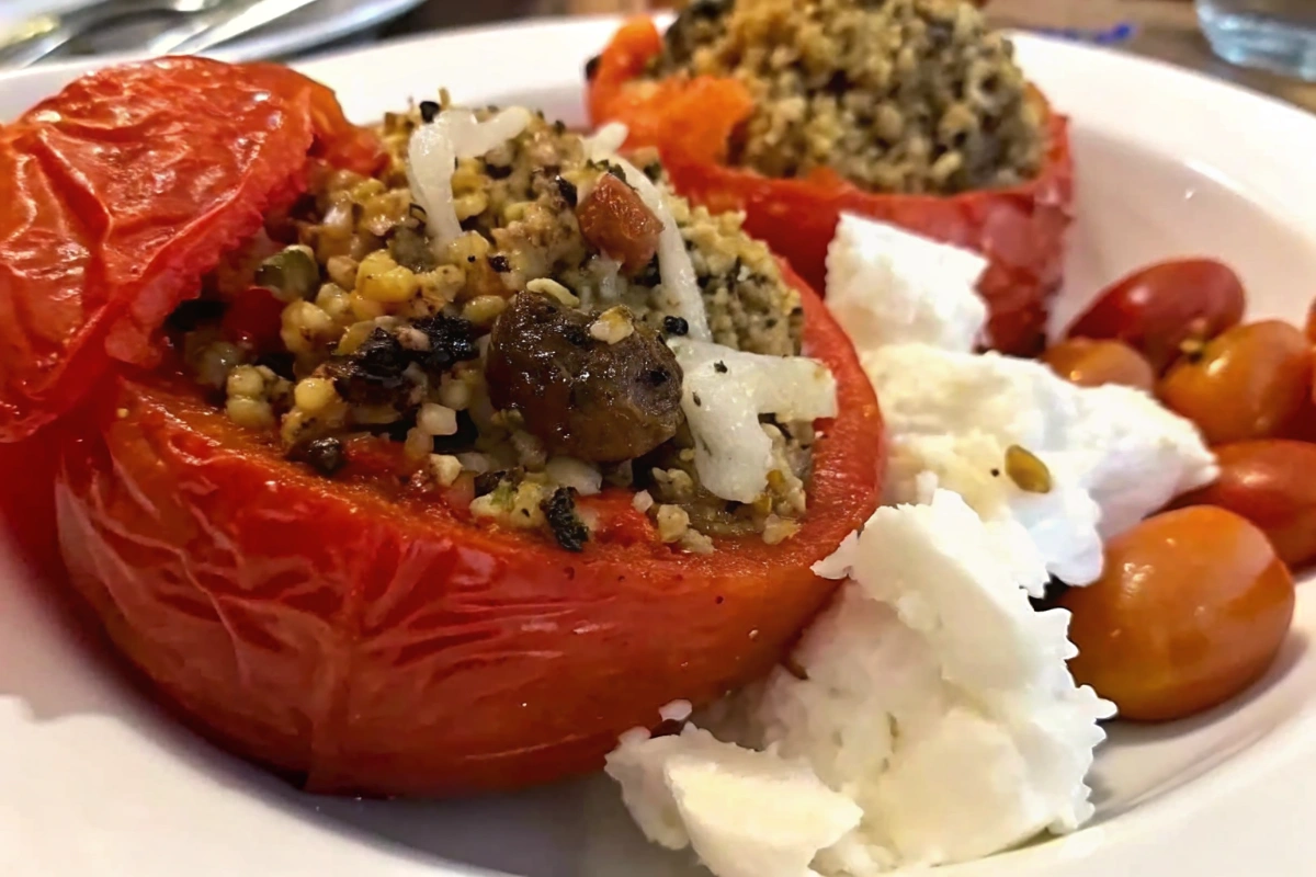 Tomates farcies végétariennes gratinées