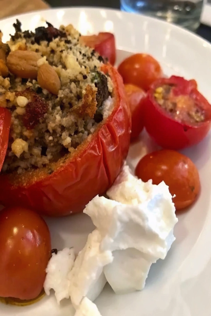 Tomates farcies végétariennes gratinées 🌱 | Recette facile, gourmande & ultra appétissante ✨