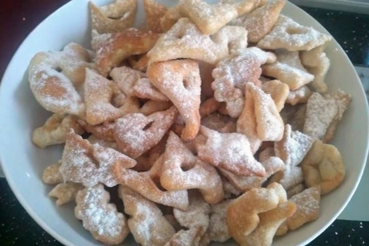 Bugnes briochées ou ganses à la niçoise