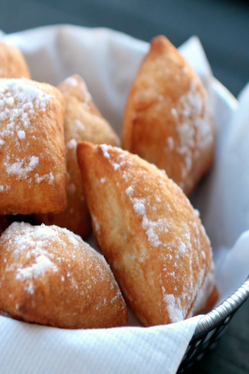 Bugnettes Catalanes – Recette gourmande, facile et rapide, idéale pour un dessert irrésistible ! 🍰