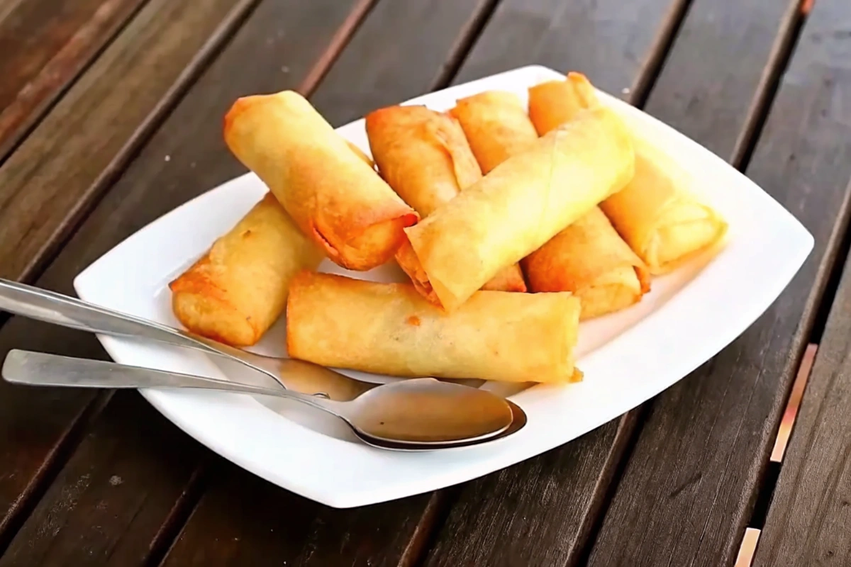 Nems au brie avec poulet et légumes