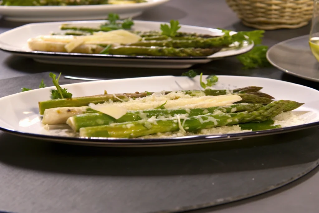 Asperges blanches et vertes rôties